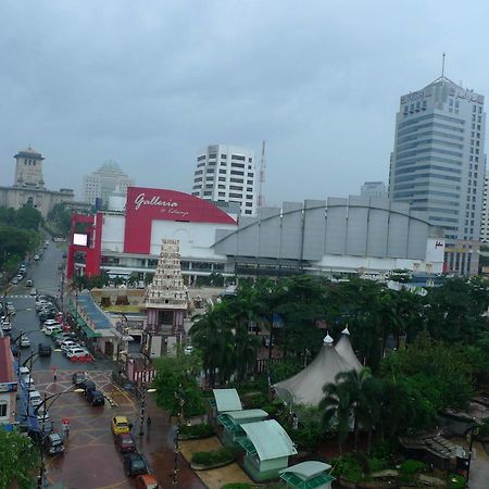 Hotel J.B. Johor Bahru Eksteriør bilde